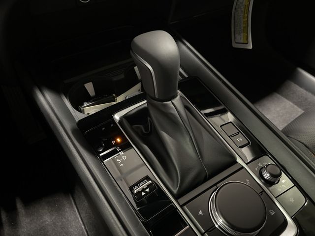 2026 Mazda CX-50 Hybrid Premium Image 27 of 32