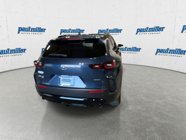 2026 Mazda CX-50 Hybrid Premium Image 9 of 32