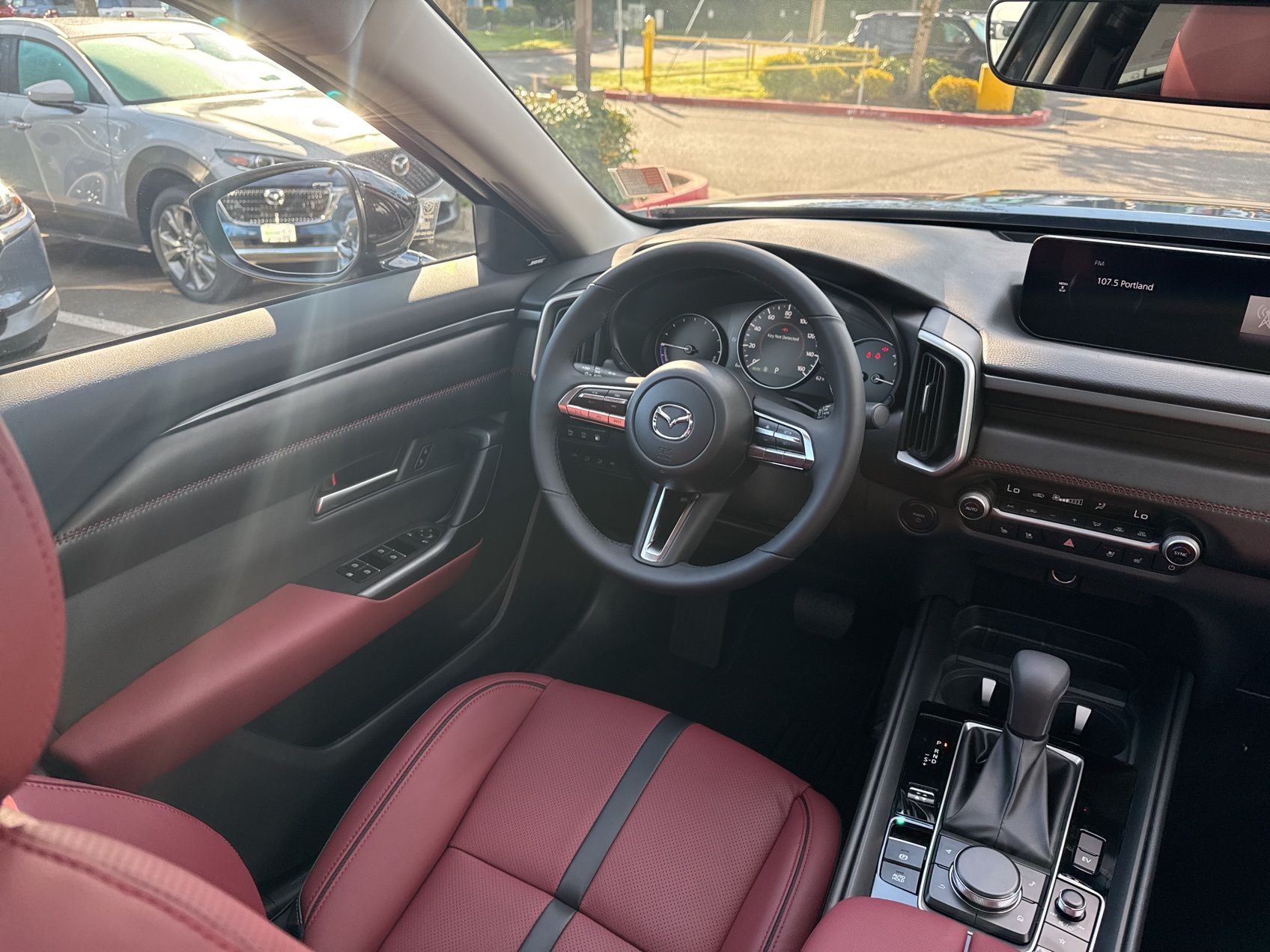 2026 Mazda CX-50 Hybrid Premium Image 18 of 24