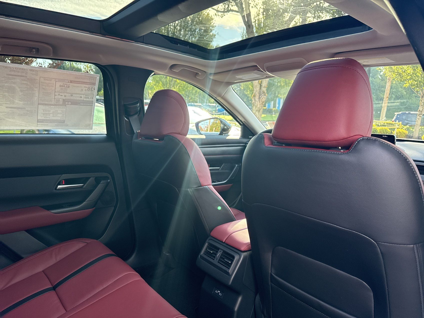 2026 Mazda CX-50 Hybrid Premium Image 12 of 24