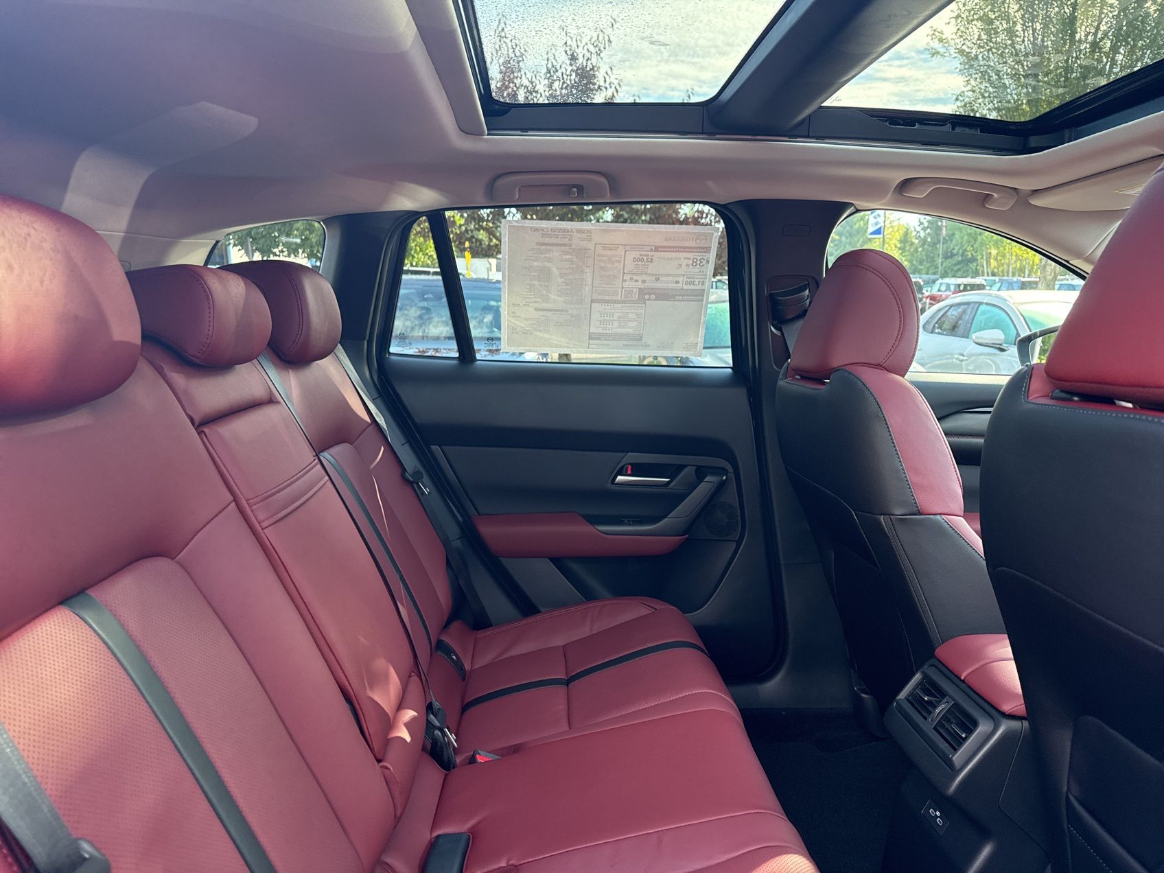 2026 Mazda CX-50 Hybrid Premium Image 11 of 24