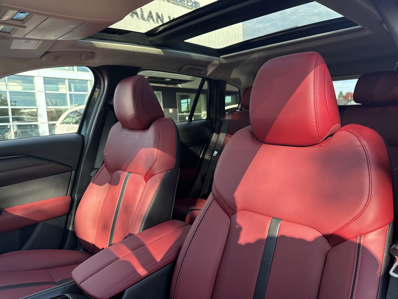 2026 Mazda CX-50 Hybrid Premium Image 8 of 24