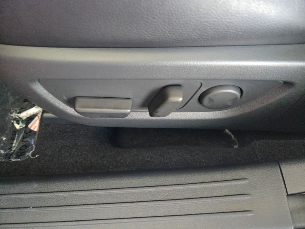 2026 Mazda CX-50 Hybrid Premium Image 20 of 31