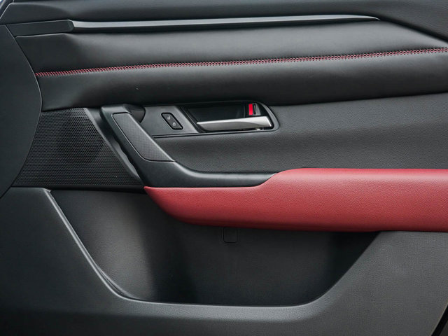 2026 Mazda CX-50 Hybrid Premium Image 23 of 26