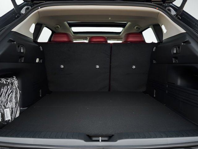 2026 Mazda CX-50 Hybrid Premium Image 7 of 26