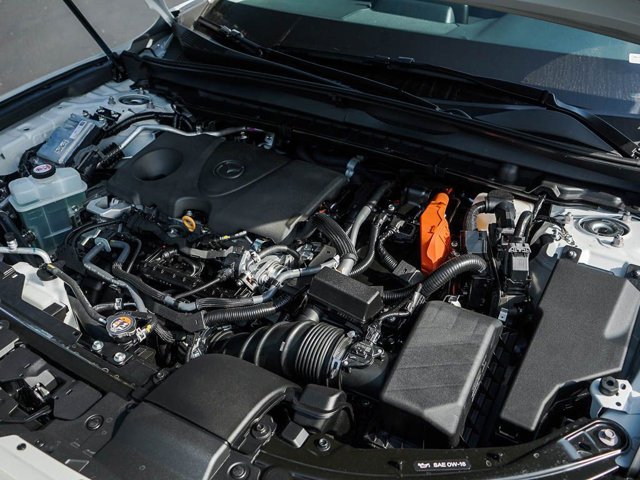 2026 Mazda CX-50 Hybrid Premium Image 5 of 26