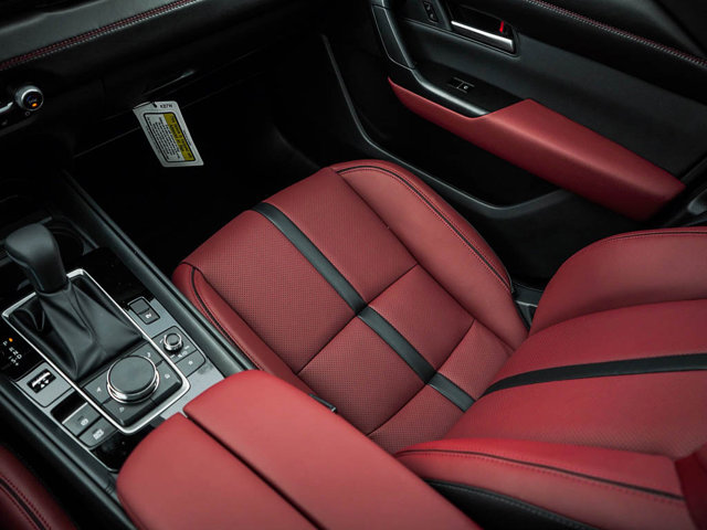 2026 Mazda CX-50 Hybrid Premium Image 22 of 26