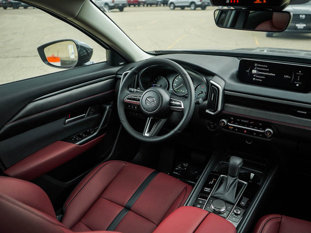 2026 Mazda CX-50 Hybrid Premium Image 11 of 26