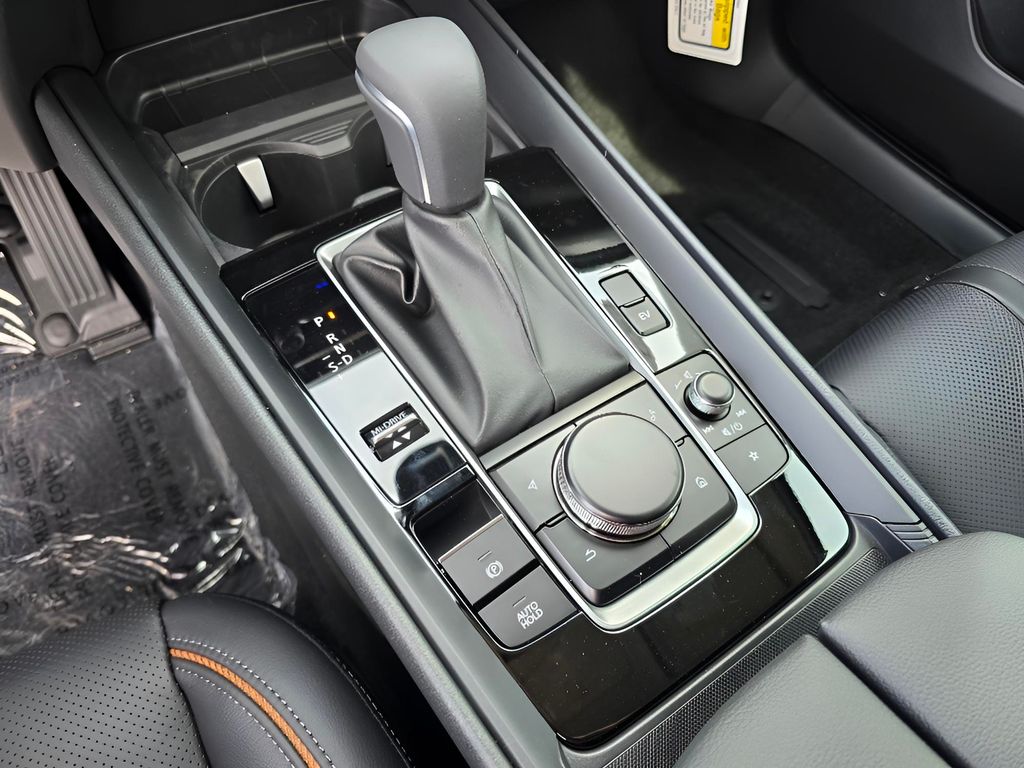 2026 Mazda CX-50 Hybrid Premium Image 20 of 30