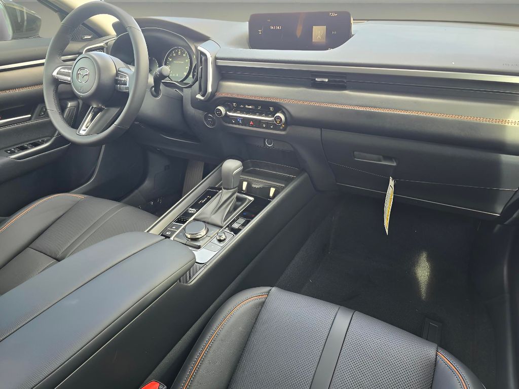 2026 Mazda CX-50 Hybrid Premium Image 15 of 30