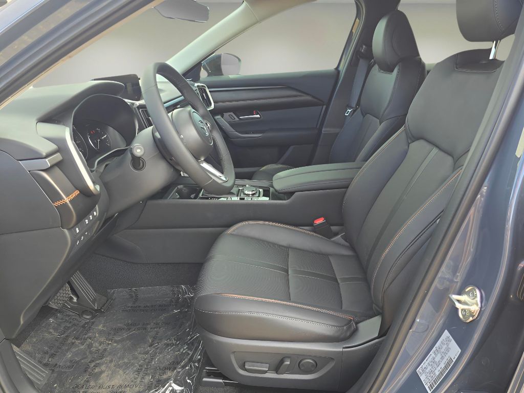 2026 Mazda CX-50 Hybrid Premium Image 14 of 30