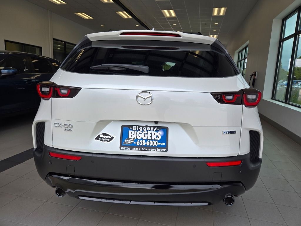 2026 Mazda CX-50 Hybrid Premium Image 2 of 32
