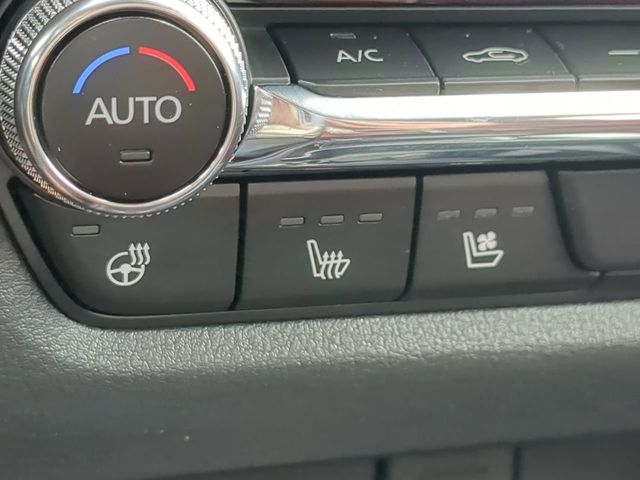 2026 Mazda CX-50 Hybrid Premium Plus Image 21 of 26