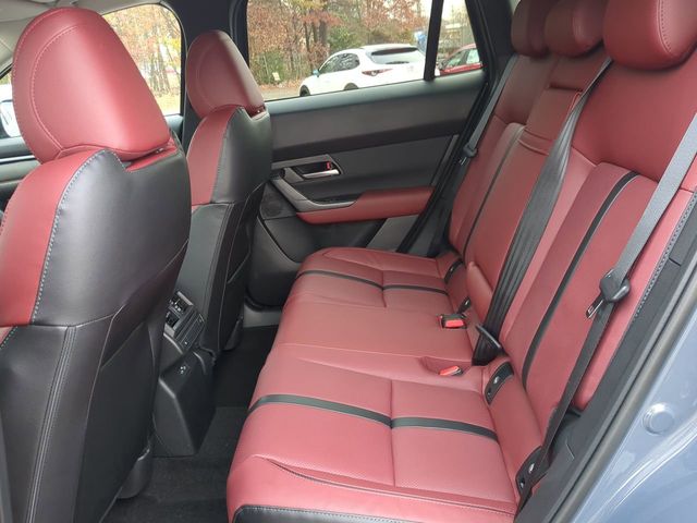 2026 Mazda CX-50 Hybrid Premium Plus Image 11 of 26