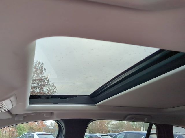 2026 Mazda CX-50 Hybrid Premium Plus Image 15 of 26