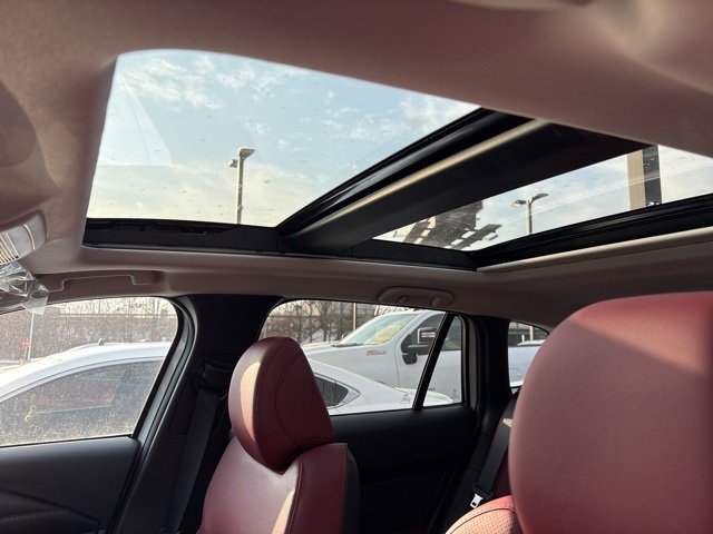 2026 Mazda CX-50 Hybrid Premium Plus Image 9 of 10