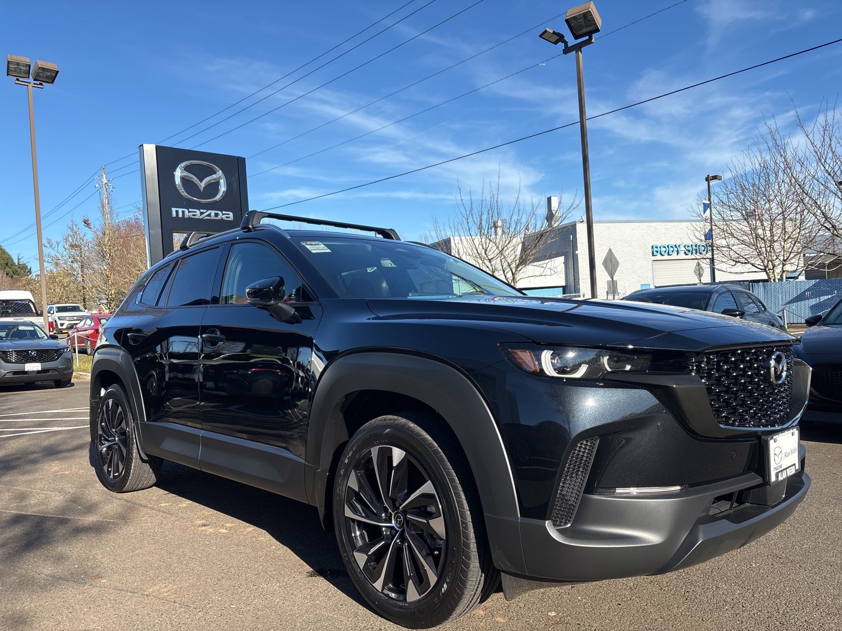 2026 Mazda CX-50 Hybrid Premium Plus Image 2 of 24