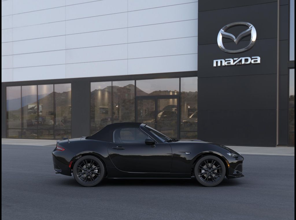 2026 Mazda MX-5 Miata Club Image 3 of 8