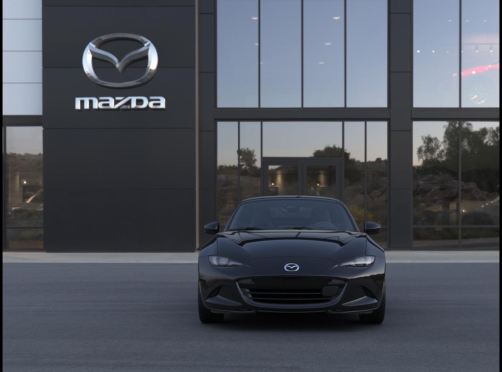 2026 Mazda MX-5 Miata RF Grand Touring Image 2 of 7