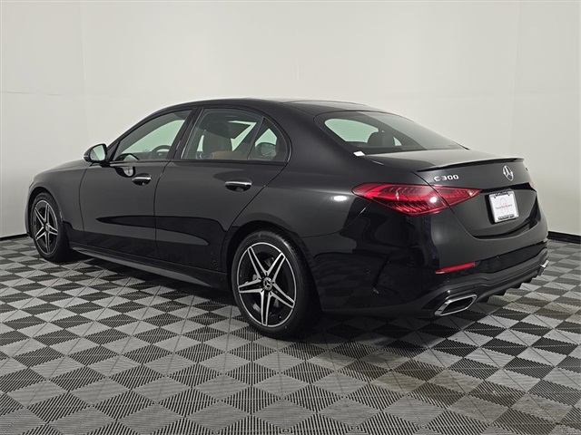 2026 Mercedes-Benz C-Class 300 Image 7 of 28