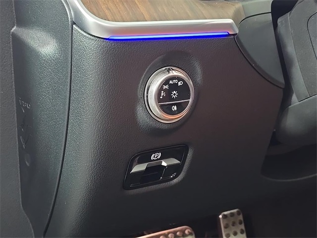 2026 Mercedes-Benz C-Class 300 Image 22 of 28