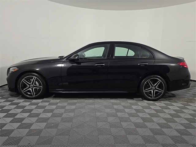 2026 Mercedes-Benz C-Class 300 Image 8 of 28