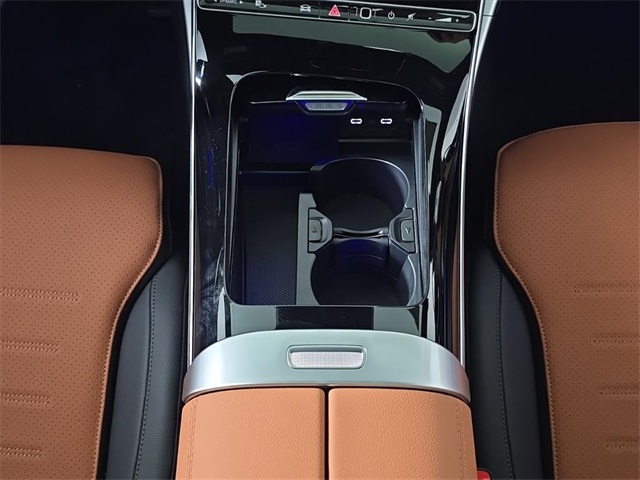 2026 Mercedes-Benz C-Class 300 Image 20 of 28