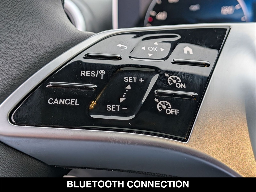 2026 Mercedes-Benz C-Class 300 Image 21 of 28