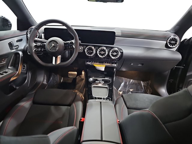 2026 Mercedes-Benz CLA 250 Image 18 of 37