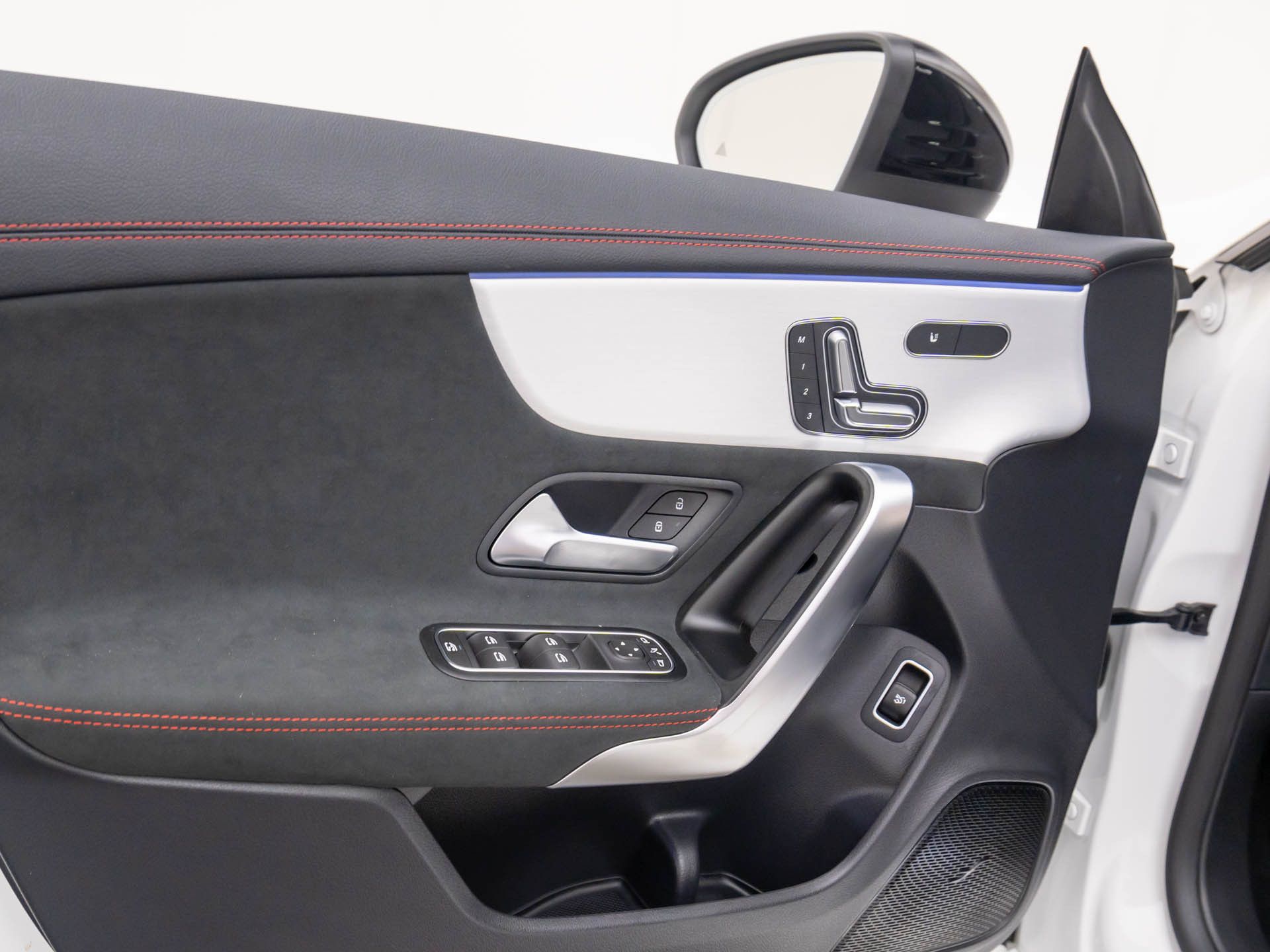 2026 Mercedes-Benz CLA 250 Image 30 of 40