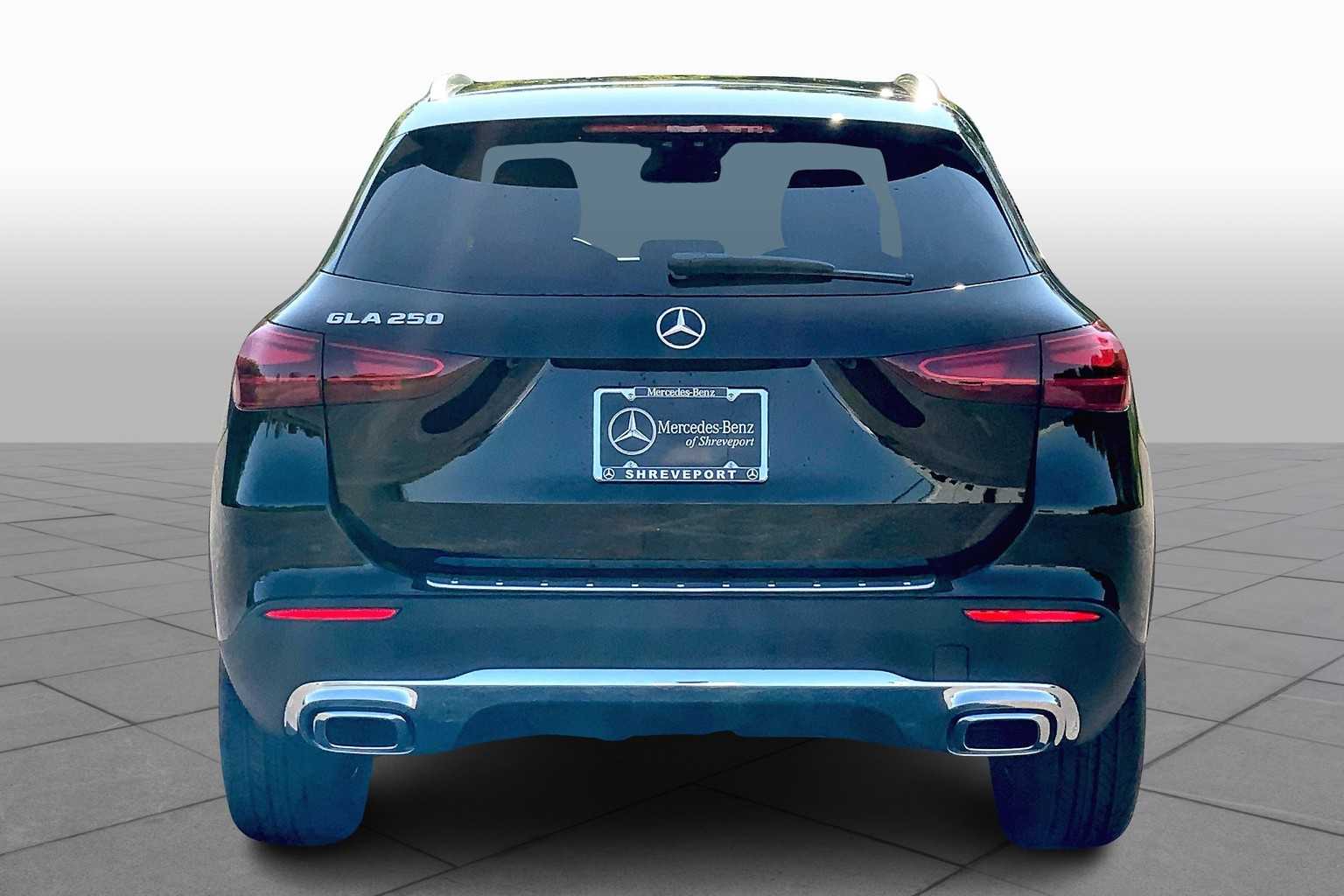2026 Mercedes-Benz GLA 250 Image 4 of 16