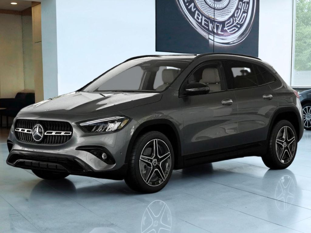 2026 Mercedes-Benz GLA 250 Image 2 of 41