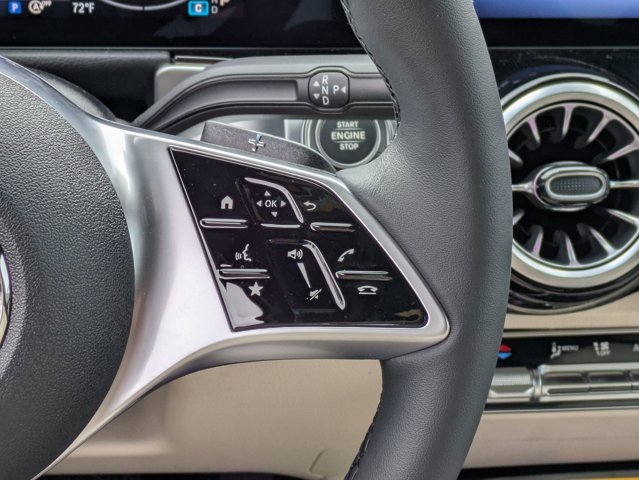 2026 Mercedes-Benz GLB 250 Image 31 of 36