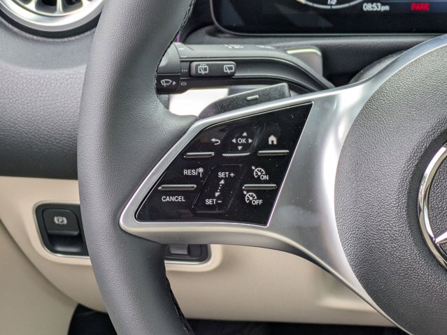 2026 Mercedes-Benz GLB 250 Image 33 of 36