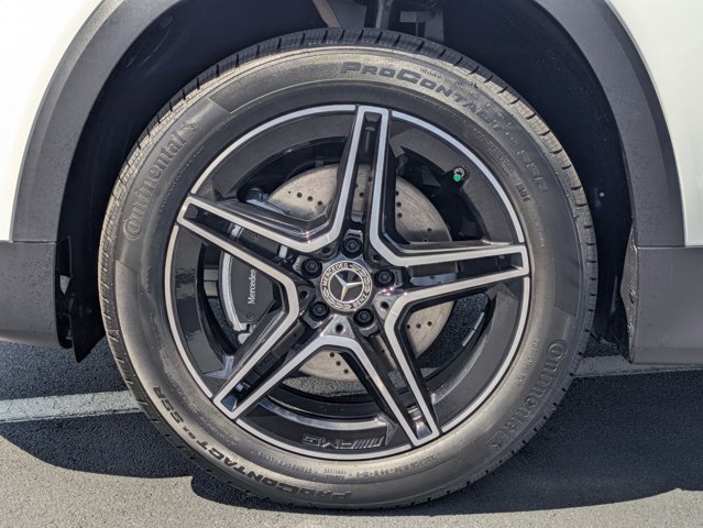 2026 Mercedes-Benz GLB 250 Image 11 of 36