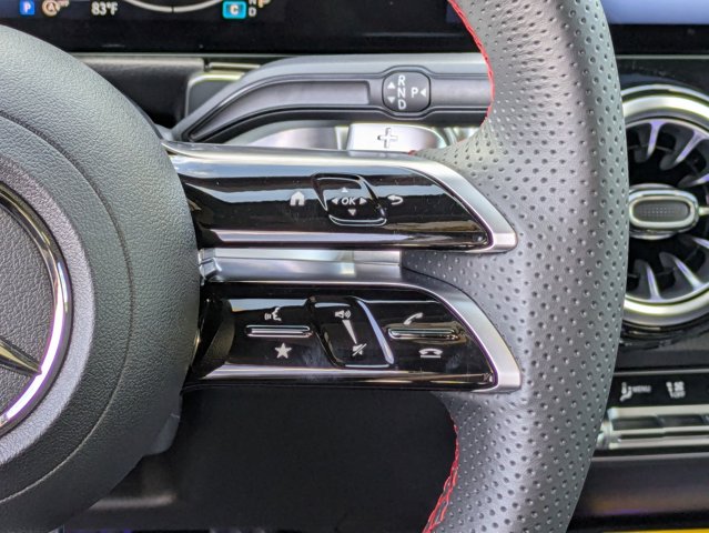 2026 Mercedes-Benz GLB 250 Image 30 of 36