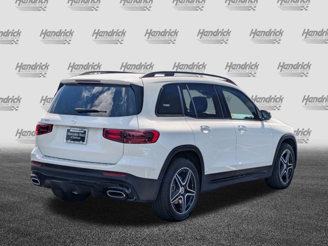 2026 Mercedes-Benz GLB 250 Image 6 of 36