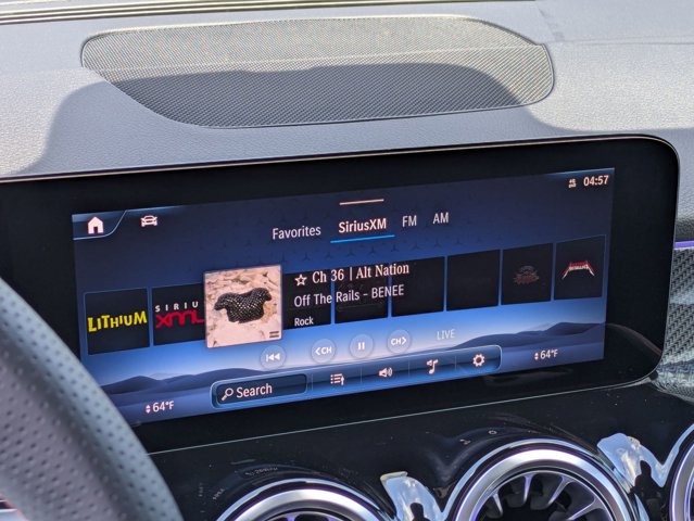 2026 Mercedes-Benz GLB 250 Image 22 of 36