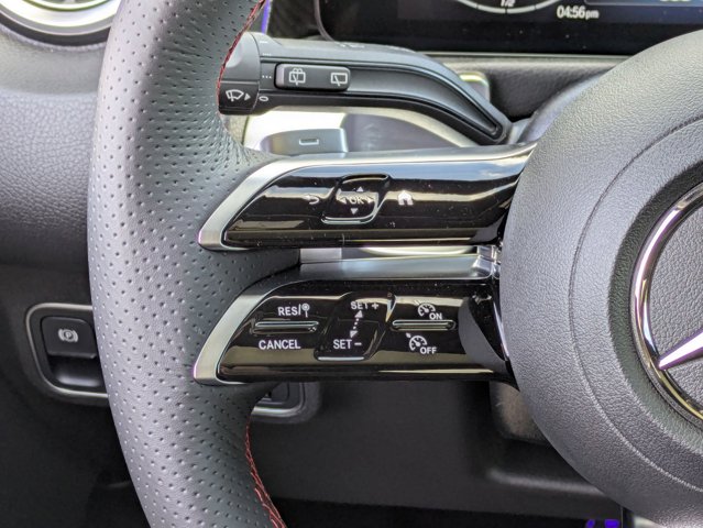 2026 Mercedes-Benz GLB 250 Image 34 of 36