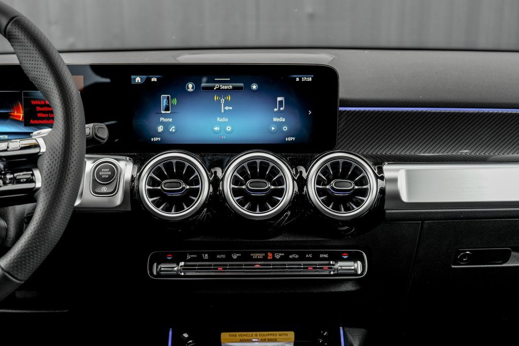 2026 Mercedes-Benz GLB AMG 35 Image 27 of 37