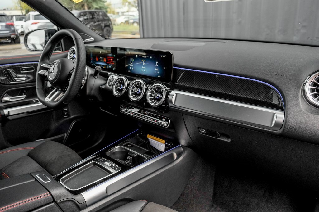 2026 Mercedes-Benz GLB AMG 35 Image 15 of 37