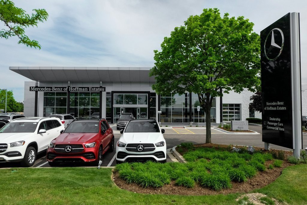 2026 Mercedes-Benz GLB AMG 35 Image 36 of 37