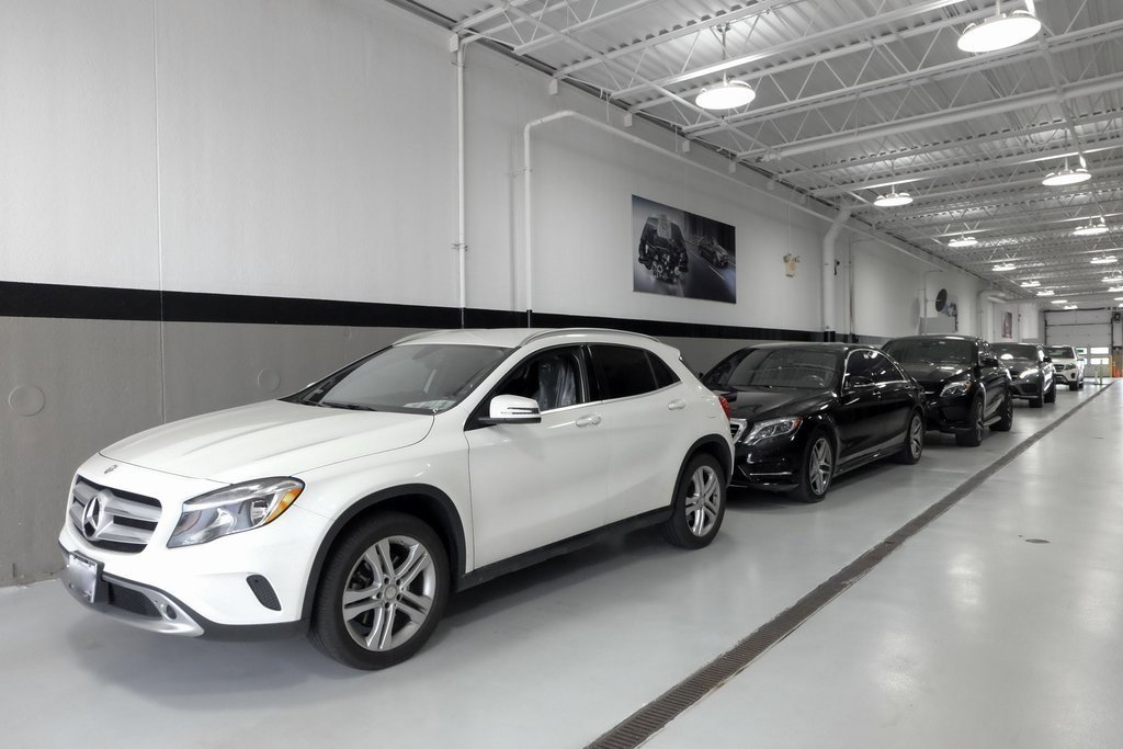 2026 Mercedes-Benz GLB AMG 35 Image 30 of 37