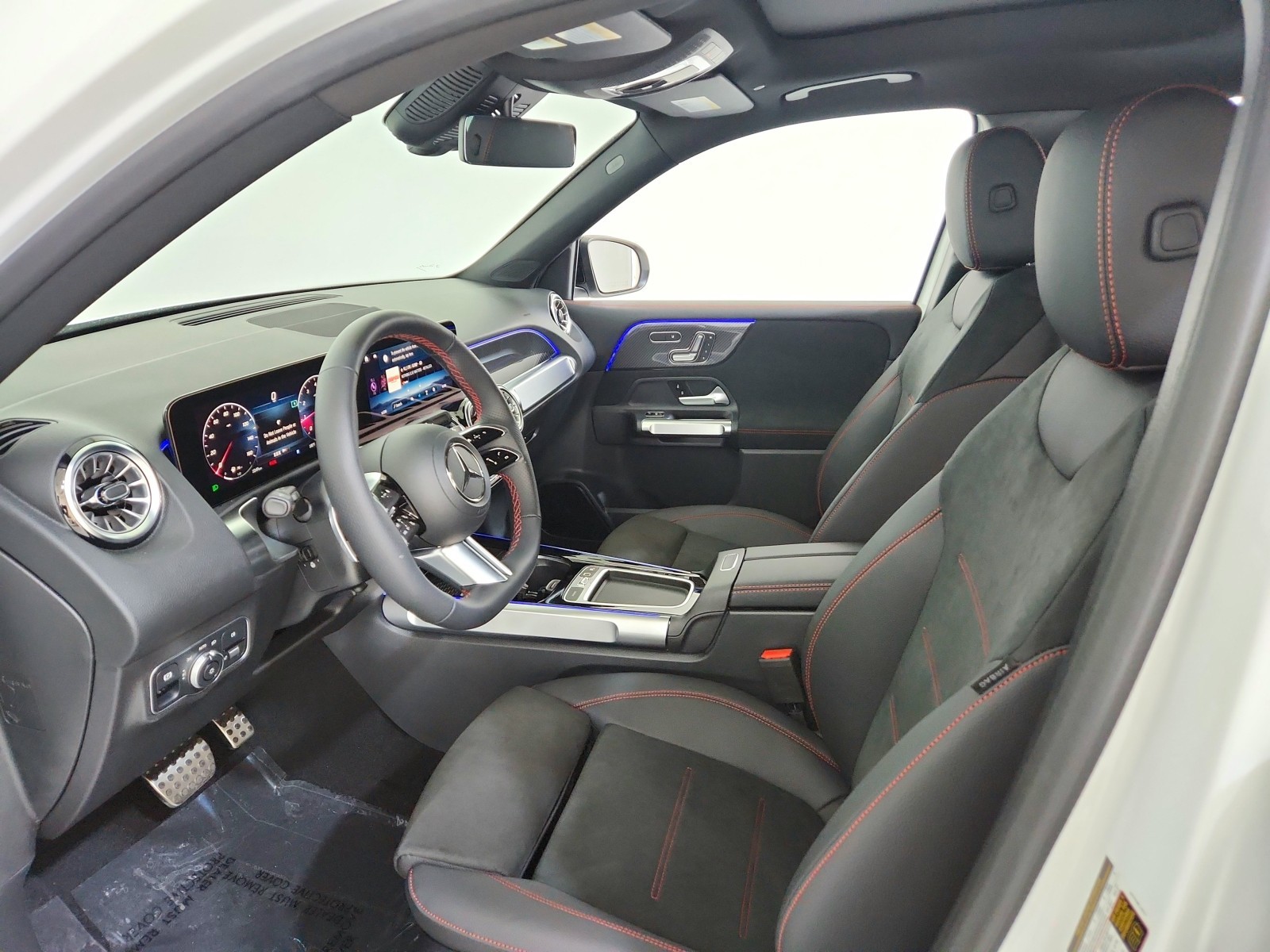 2026 Mercedes-Benz GLB 250 Image 20 of 21