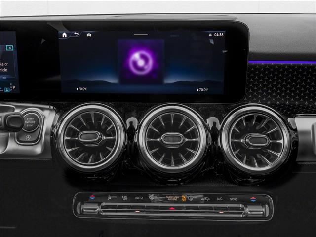 2026 Mercedes-Benz GLB 250 Image 11 of 11