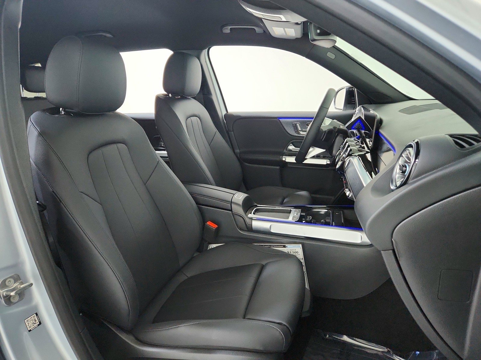 2026 Mercedes-Benz GLB 250 Image 14 of 21