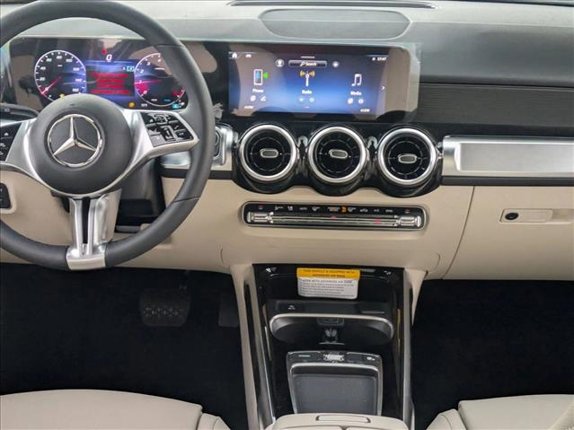 2026 Mercedes-Benz GLB 250 Image 11 of 15