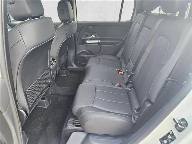 2026 Mercedes-Benz GLB 250 Image 11 of 18