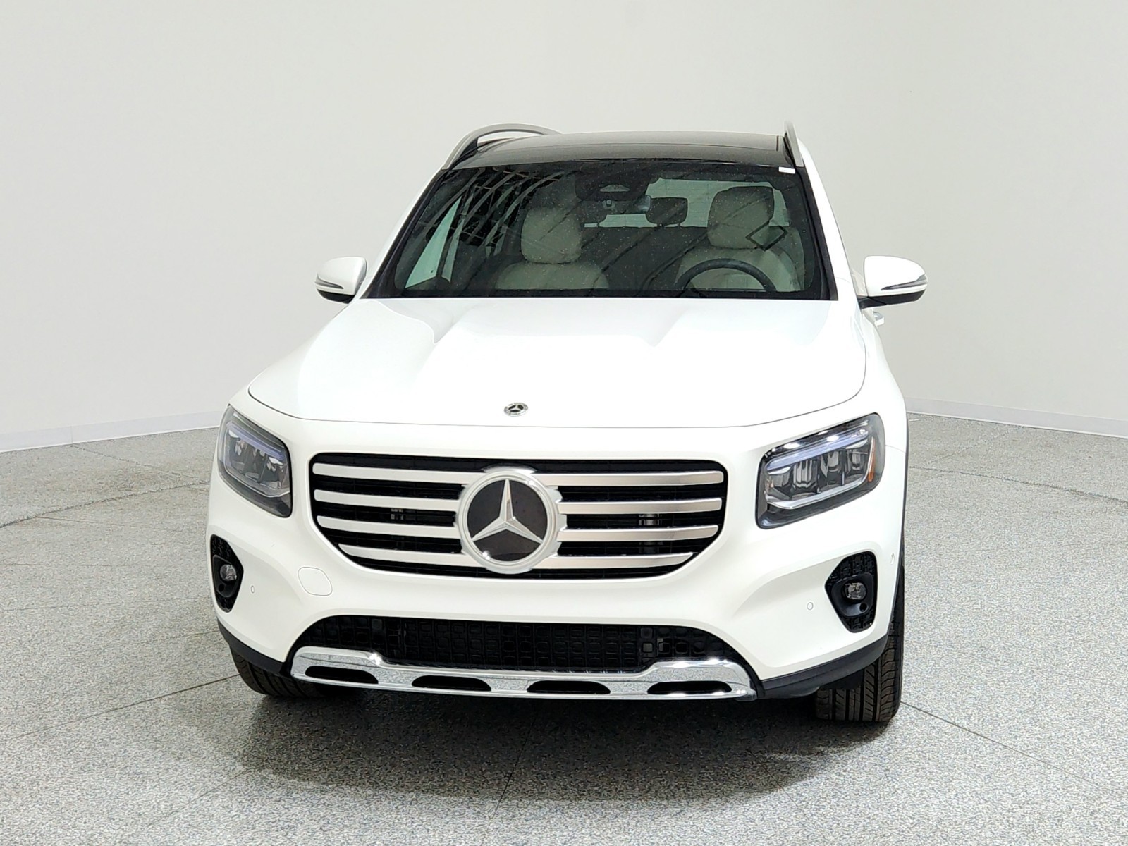 2026 Mercedes-Benz GLB 250 Image 3 of 21