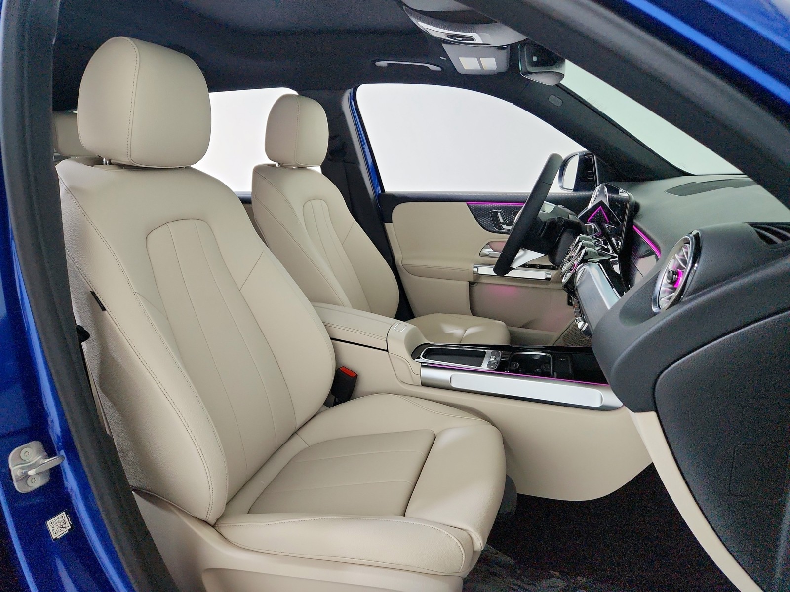 2026 Mercedes-Benz GLB 250 Image 14 of 21